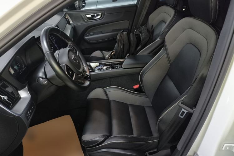 Used Volvo XC60 New Energy 2021 T8 E-Drive Hybrid Smart & Dynamic Edition Left Front Seat