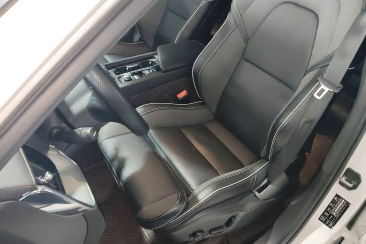 Used Volvo XC60 New Energy 2021 T8 E-Drive Hybrid Smart & Dynamic Edition Left Front Seat