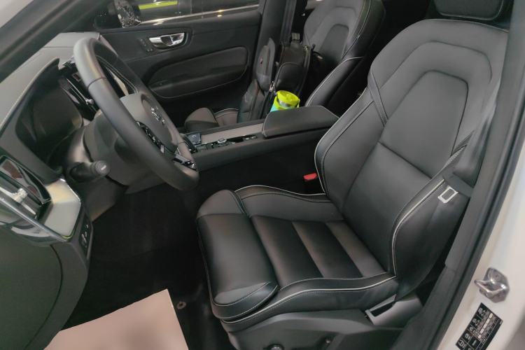 Used Volvo XC60 New Energy 2021 T8 E-Drive Hybrid Smart & Dynamic Edition Left Front Seat