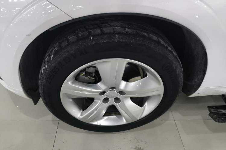 Used Volvo XC60 New Energy 2021 T8 E-Drive Hybrid Smart & Dynamic Edition Left Front Wheel Hub