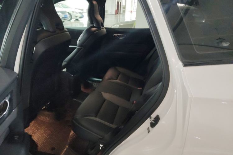 Used Volvo XC60 New Energy 2021 T8 E-Drive Hybrid Smart & Dynamic Edition Left Rear Seat