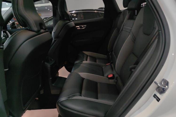 Used Volvo XC60 New Energy 2021 T8 E-Drive Hybrid Smart & Dynamic Edition Left Rear Seat