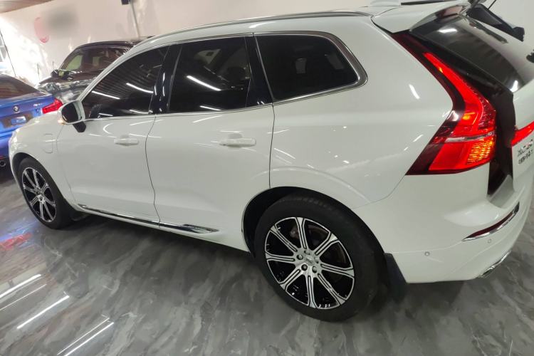 Used Volvo XC60 New Energy 2021 T8 e-Drive Hybrid Luxury Edition Left Side