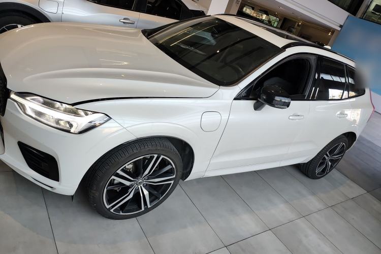 Used Volvo XC60 New Energy 2021 T8 E-Drive Hybrid Smart & Dynamic Edition Left Side