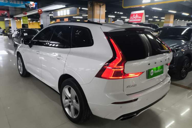 Used Volvo XC60 New Energy 2021 T8 E-Drive Hybrid Smart & Dynamic Edition Rear Left 45 Deg