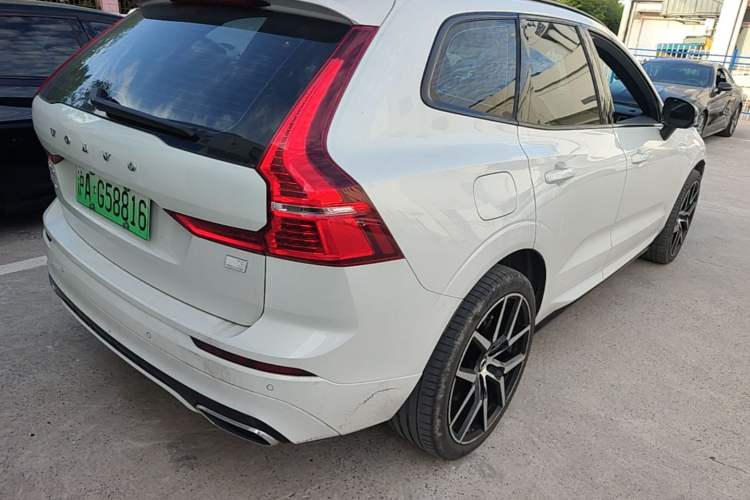 Used Volvo XC60 New Energy 2021 T8 E-Drive Hybrid Smart & Dynamic Edition Rear Right 45 Deg