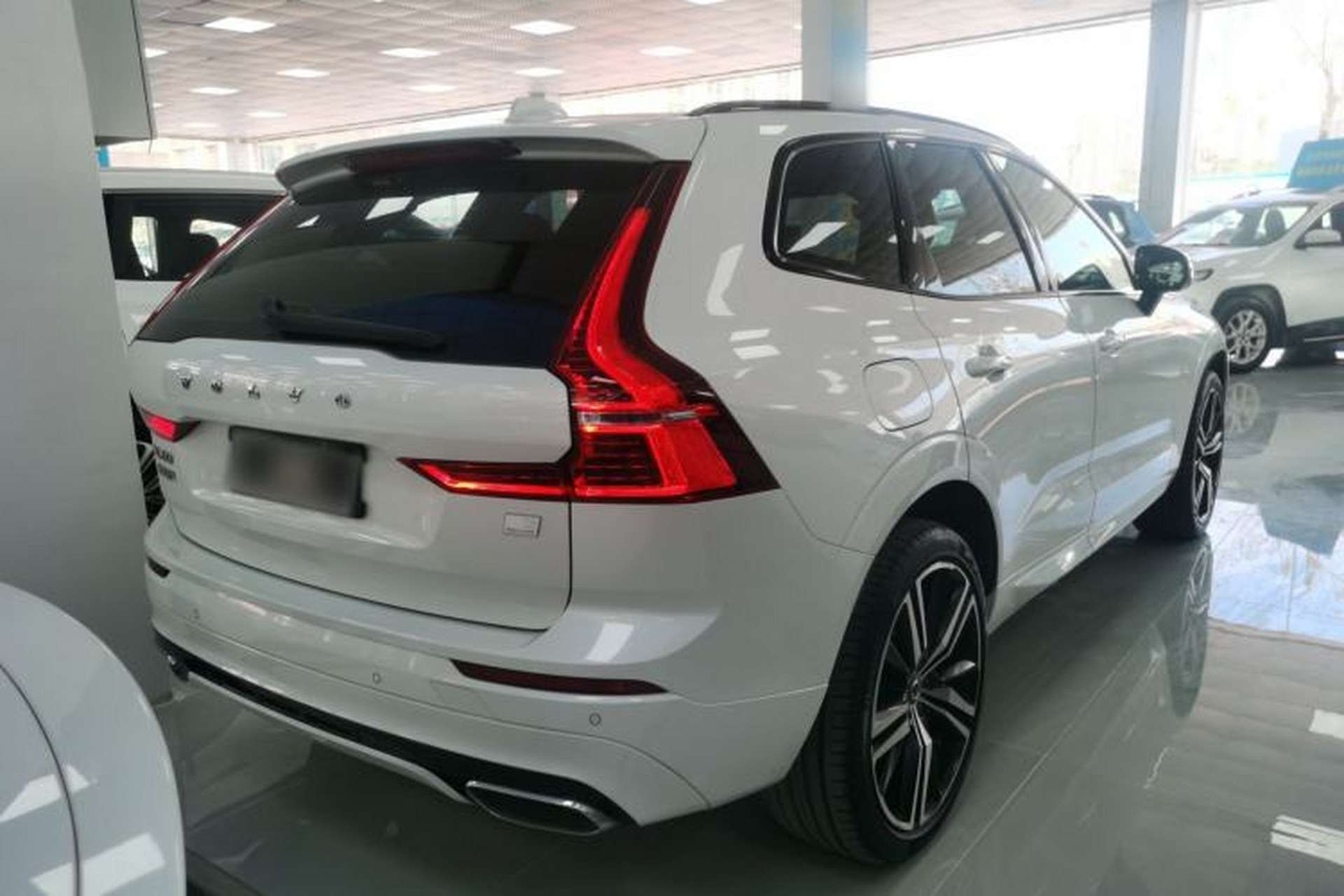 Used Volvo XC60 New Energy 2021 T8 E-Drive Hybrid Smart & Dynamic Edition Rear Right 45 Deg