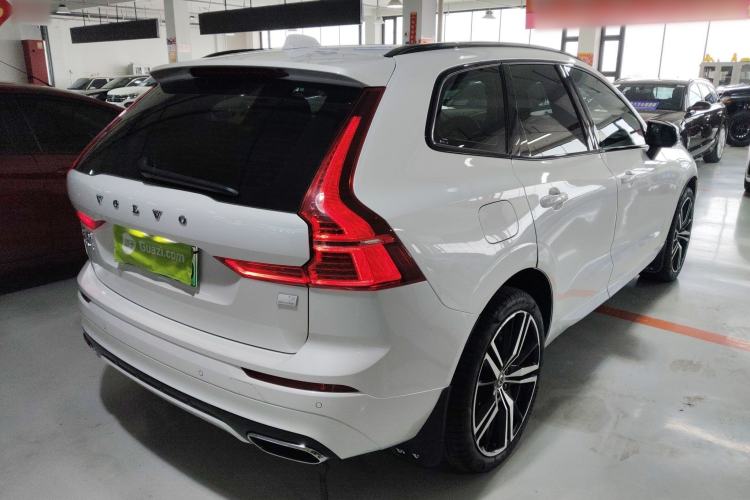 Used Volvo XC60 New Energy 2021 T8 E-Drive Hybrid Smart & Dynamic Edition Rear Right 45 Deg