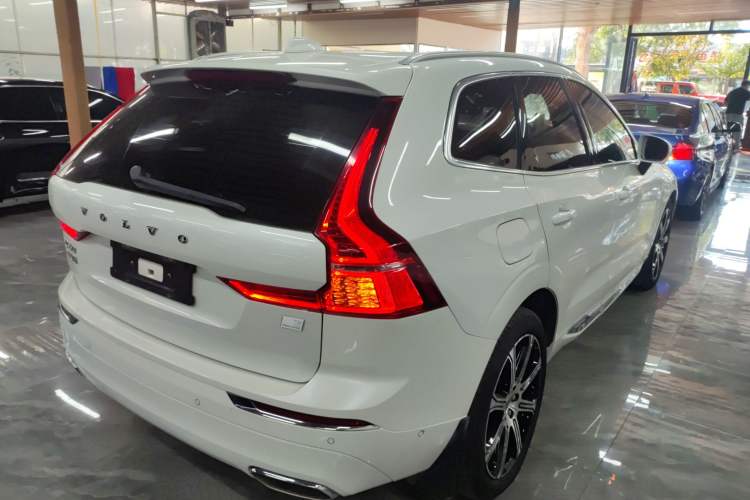 Used Volvo XC60 New Energy 2021 T8 e-Drive Hybrid Luxury Edition Rear Right 45 Deg