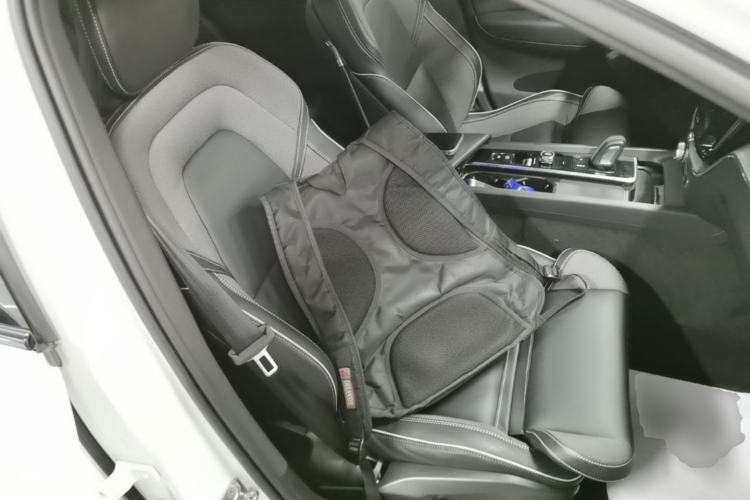 Used Volvo XC60 New Energy 2021 T8 E-Drive Hybrid Smart & Dynamic Edition Right Front Seat