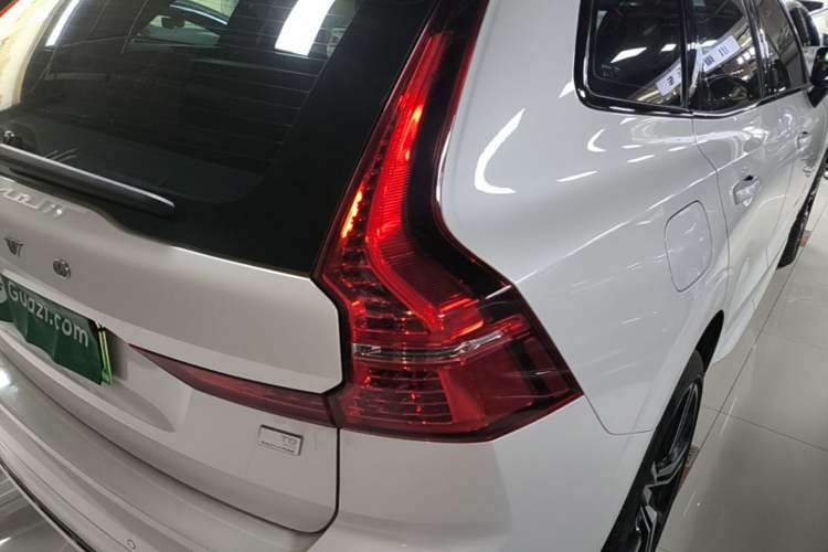 Used Volvo XC60 New Energy 2021 T8 E-Drive Hybrid Smart & Dynamic Edition Right Rear Taillight