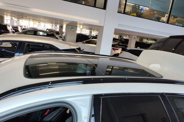 Used Volvo XC60 New Energy 2021 T8 E-Drive Hybrid Smart & Dynamic Edition Roof