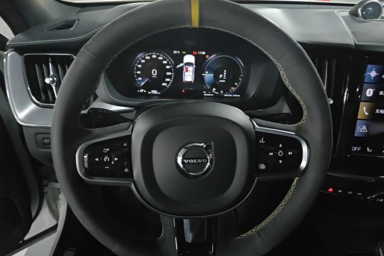 Used Volvo XC60 New Energy 2021 T8 E-Drive Hybrid Smart & Dynamic Edition Steering Wheel