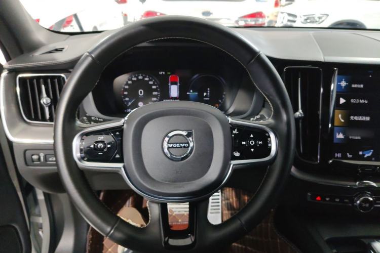 Used Volvo XC60 New Energy 2021 T8 E-Drive Hybrid Smart & Dynamic Edition Steering Wheel