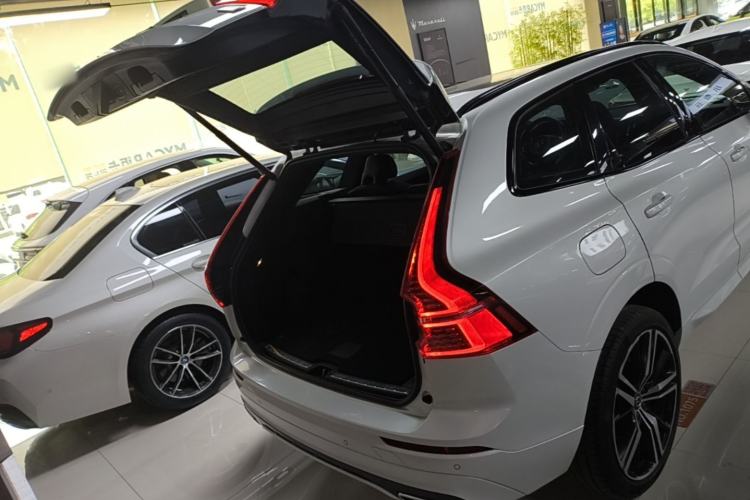 Used Volvo XC60 New Energy 2021 T8 E-Drive Hybrid Smart & Dynamic Edition Trunk