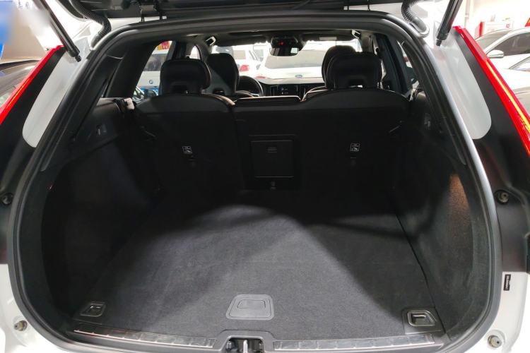 Used Volvo XC60 New Energy 2021 T8 E-Drive Hybrid Smart & Dynamic Edition Trunk