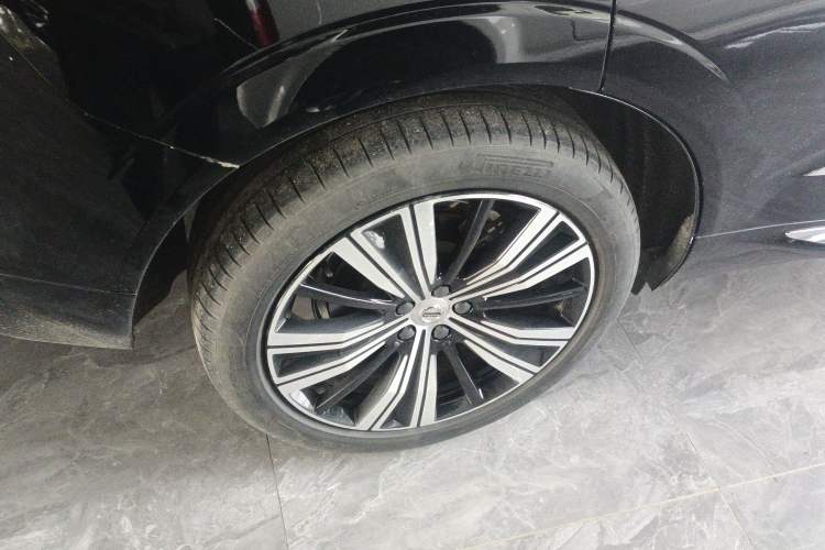 Used Volvo XC60 New Energy 2022 T8 Plug-in Hybrid All-Wheel Drive Smart Luxury Edition Exterior 5
