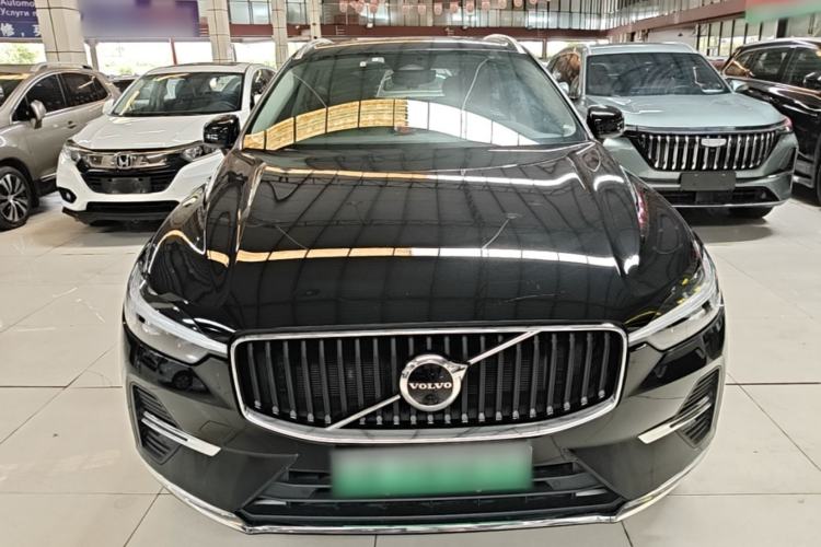 Used Volvo XC60 New Energy 2022 T8 Plug-in Hybrid Long-Range All-Wheel Drive Zhiyuan Luxury Edition Front
