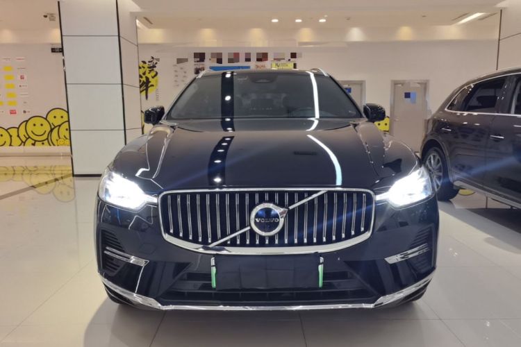 Used Volvo XC60 New Energy 2022 T8 Plug-in Hybrid All-Wheel Drive Smart Luxury Edition Front