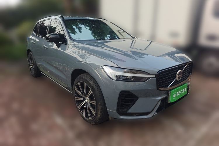Used Volvo XC60 New Energy 2022 T8 Plug-in Hybrid All-Wheel Drive Zhiyuan Sport Edition Front Right 45 Deg