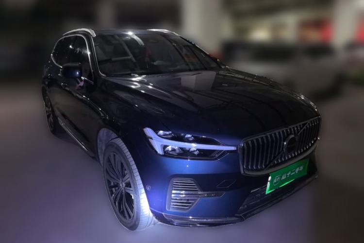 Used Volvo XC60 New Energy 2022 T8 Plug-in Hybrid Long-Range All-Wheel Drive Zhiyuan Luxury Edition Front Right 45 Deg