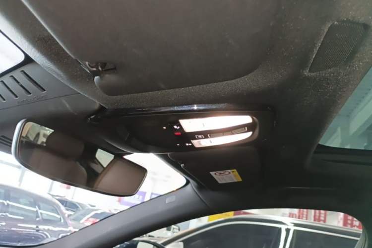 Used Volvo XC60 New Energy 2022 T8 Plug-in Hybrid All-Wheel Drive Smart Luxury Edition Headliner