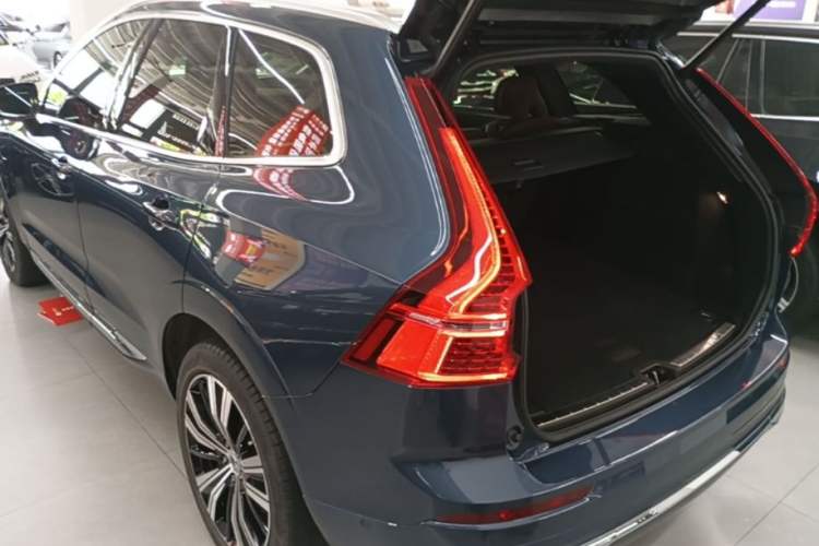 Used Volvo XC60 New Energy 2022 T8 Plug-in Hybrid All-Wheel Drive Smart Luxury Edition Rear Left 45 Deg