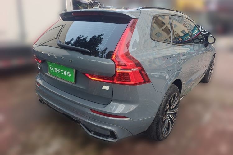 Used Volvo XC60 New Energy 2022 T8 Plug-in Hybrid All-Wheel Drive Zhiyuan Sport Edition Rear Right 45 Deg