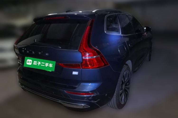 Used Volvo XC60 New Energy 2022 T8 Plug-in Hybrid Long-Range All-Wheel Drive Zhiyuan Luxury Edition Rear Right 45 Deg