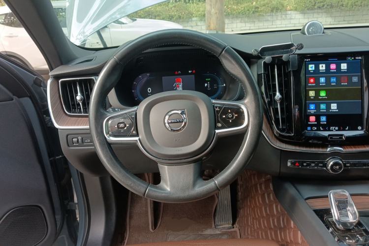 Used Volvo XC60 New Energy 2022 T8 Plug-in Hybrid All-Wheel Drive Smart Luxury Edition Steering Wheel