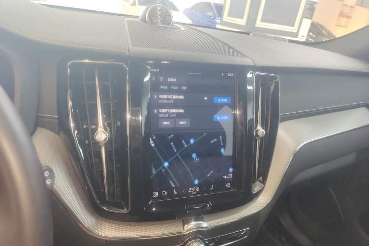 Used Volvo XC60 New Energy 2022 T8 Plug-in Hybrid All-Wheel Drive Zhiyuan Sport Edition Audio And AC Panel