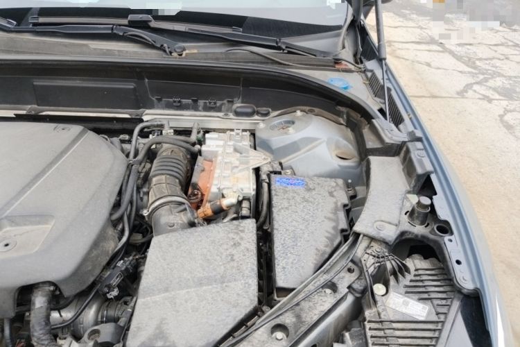 Used Volvo XC60 New Energy 2022 T8 Plug-in Hybrid All-Wheel Drive Smart Luxury Edition Engine Bay Left