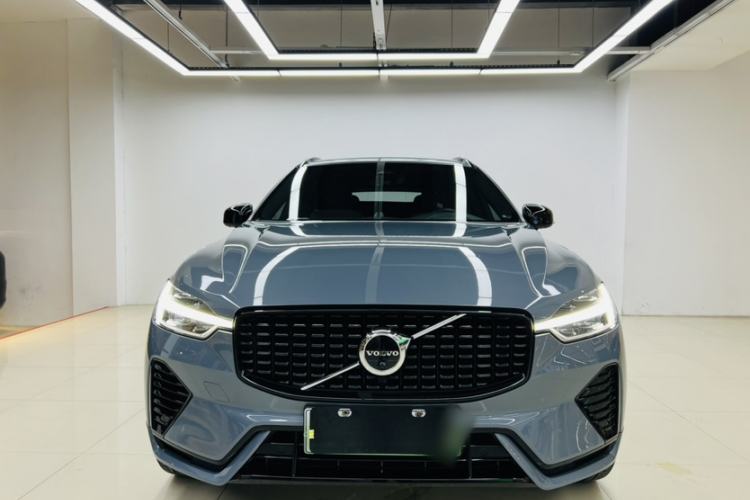 Used Volvo XC60 New Energy 2022 T8 Plug-in Hybrid All-Wheel Drive Zhiyuan Sport Edition Exterior 1