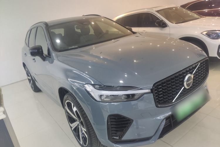 Used Volvo XC60 New Energy 2022 T8 Plug-in Hybrid All-Wheel Drive Zhiyuan Sport Edition Exterior 2