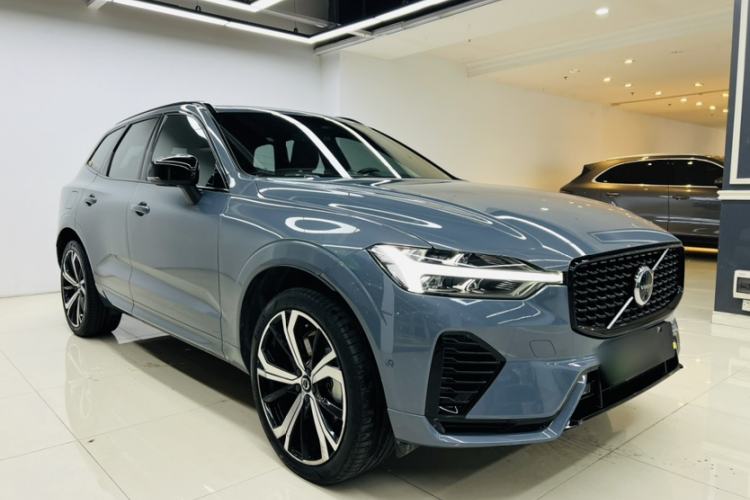 Used Volvo XC60 New Energy 2022 T8 Plug-in Hybrid All-Wheel Drive Zhiyuan Sport Edition Exterior 2