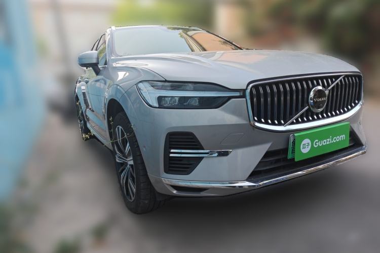 Used Volvo XC60 New Energy 2022 T8 Plug-in Hybrid All-Wheel Drive Smart Luxury Edition Front Right 45 Deg
