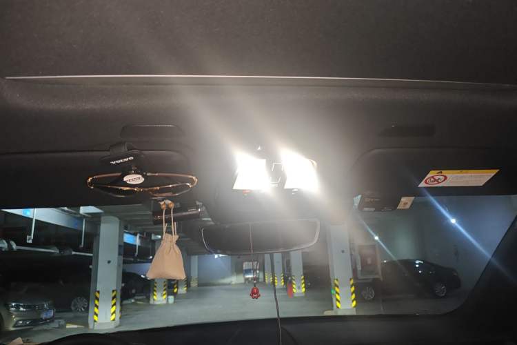 Used Volvo XC60 New Energy 2022 T8 Plug-in Hybrid All-Wheel Drive Smart Luxury Edition Headliner