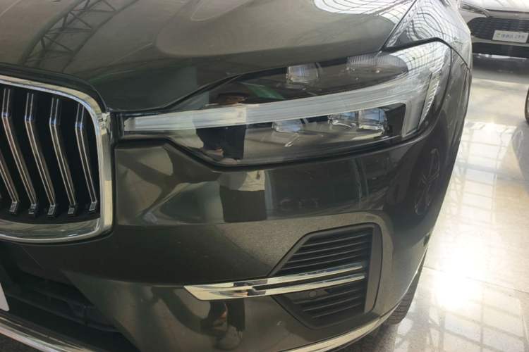 Used Volvo XC60 New Energy 2022 T8 Plug-in Hybrid All-Wheel Drive Smart Luxury Edition Left Front Headlight
