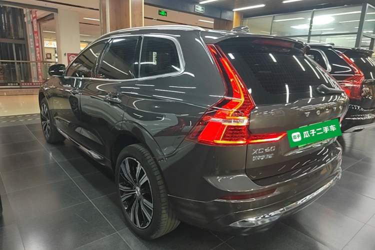 Used Volvo XC60 New Energy 2022 T8 Plug-in Hybrid All-Wheel Drive Smart Luxury Edition Rear Left 45 Deg