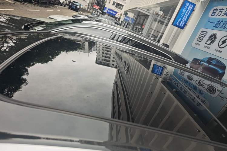 Used Volvo XC60 New Energy 2022 T8 Plug-in Hybrid Long-Range All-Wheel Drive Zhiyuan Luxury Edition Roof