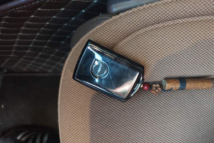 Used Volvo XC60 New Energy 2022 T8 Plug-in Hybrid All-Wheel Drive Smart Luxury Edition Vehicle Key