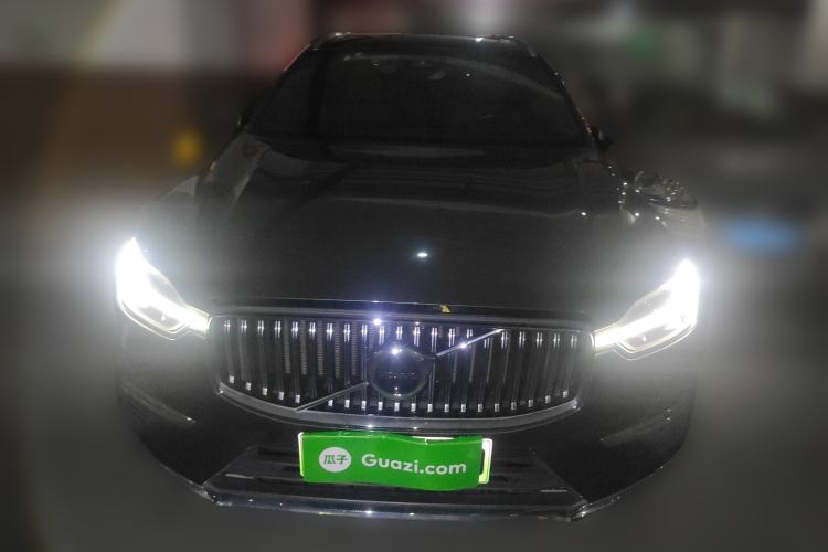 Used Volvo XC60 New Energy 2022 T8 Plug-in Hybrid Long-Range All-Wheel Drive Zhiyuan Luxury Edition Front