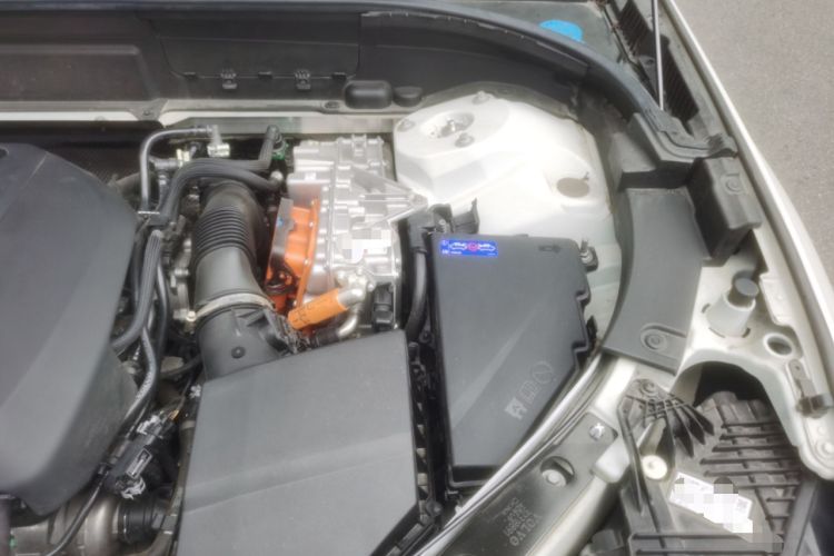 Used Volvo XC60 New Energy 2022 T8 Plug-in Hybrid Long-Range All-Wheel Drive Luxury Edition Engine Bay Left
