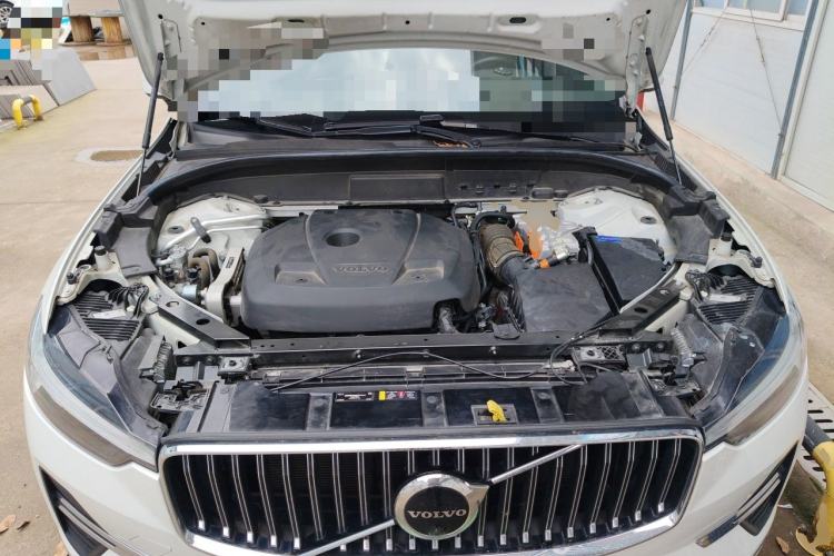 Used Volvo XC60 New Energy 2022 T8 Plug-in Hybrid All-Wheel Drive Smart Luxury Edition Engine Bay