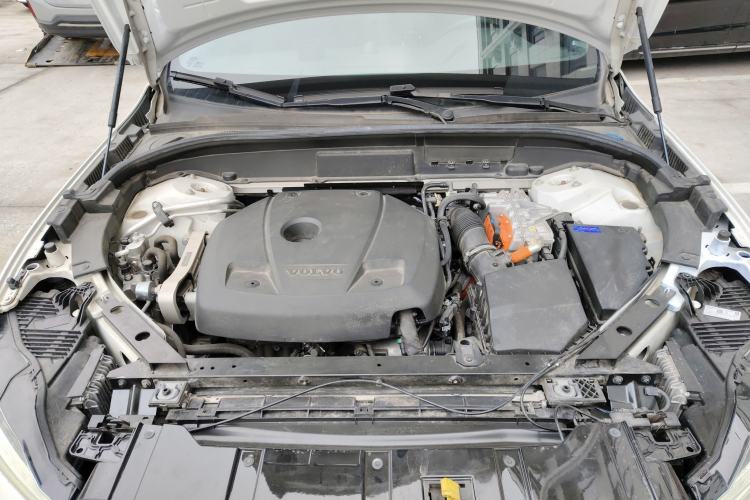 Used Volvo XC60 New Energy 2022 T8 Plug-in Hybrid Long-Range All-Wheel Drive Zhiyuan Luxury Edition Engine Bay