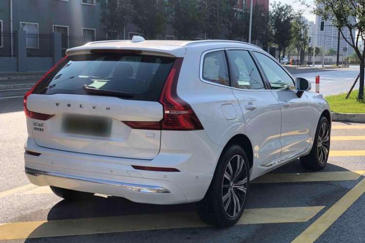 Used Volvo XC60 New Energy 2022 T8 Plug-in Hybrid All-Wheel Drive Smart Luxury Edition Exterior 4