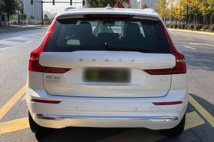 Used Volvo XC60 New Energy 2022 T8 Plug-in Hybrid All-Wheel Drive Smart Luxury Edition Exterior 5