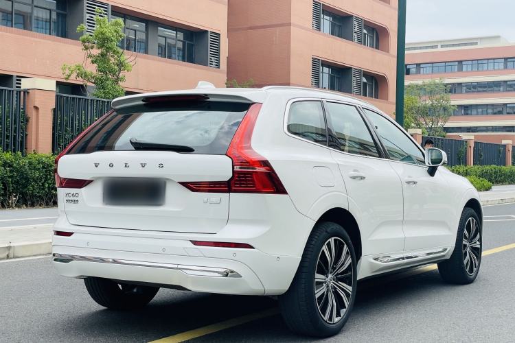 Used Volvo XC60 New Energy 2022 T8 Plug-in Hybrid All-Wheel Drive Smart Luxury Edition Exterior 5