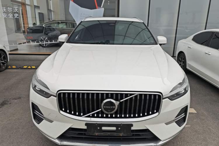Used Volvo XC60 New Energy 2022 T8 Plug-in Hybrid Long-Range All-Wheel Drive Zhiyuan Luxury Edition Front
