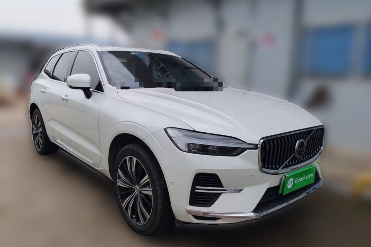 Used Volvo XC60 New Energy 2022 T8 Plug-in Hybrid All-Wheel Drive Smart Luxury Edition Front Right 45 Deg